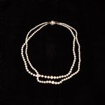 480735 Pearl necklace